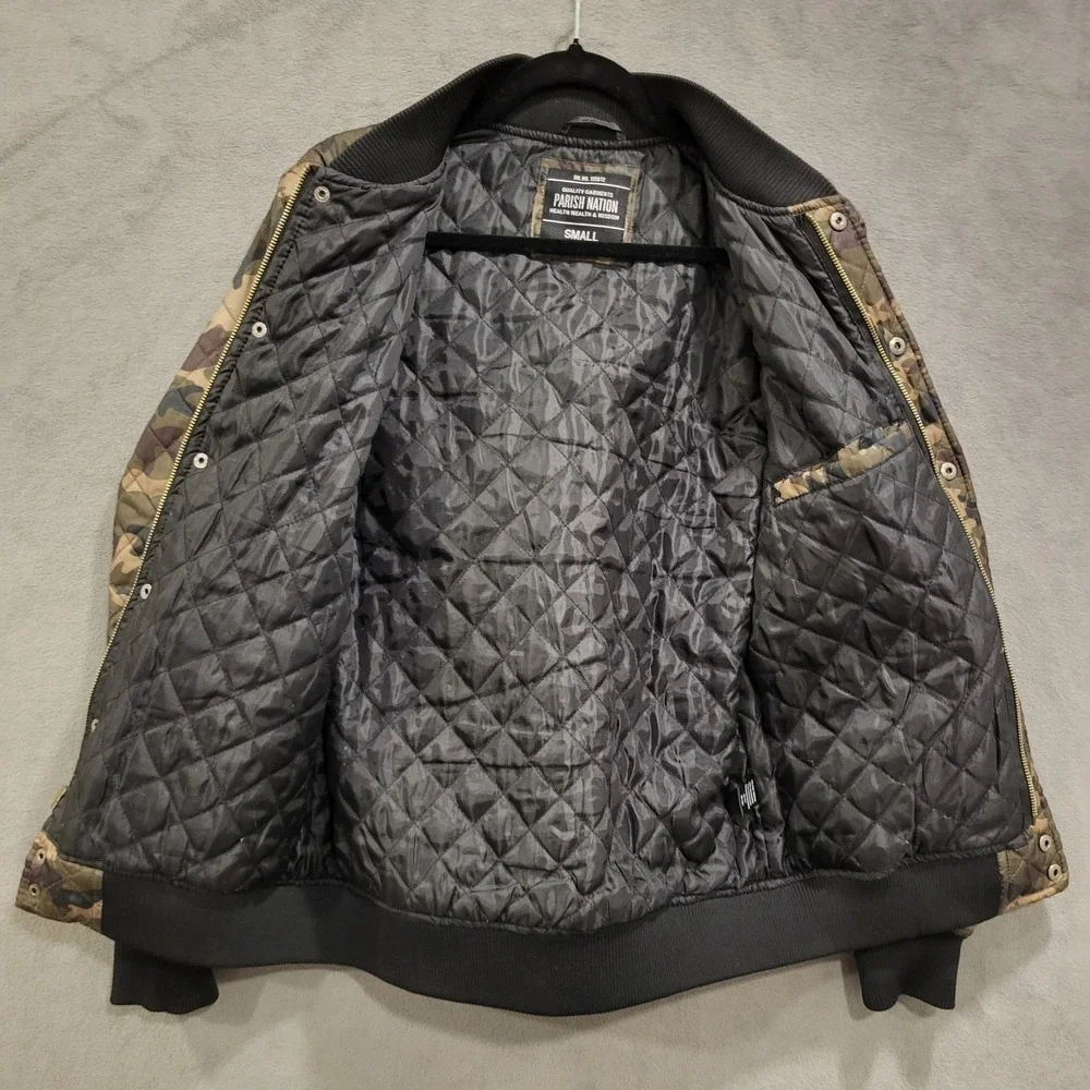 Parish Nation Camouflage Quilted Full-Zip Bomber Jacket Men's Size Small Warm‎